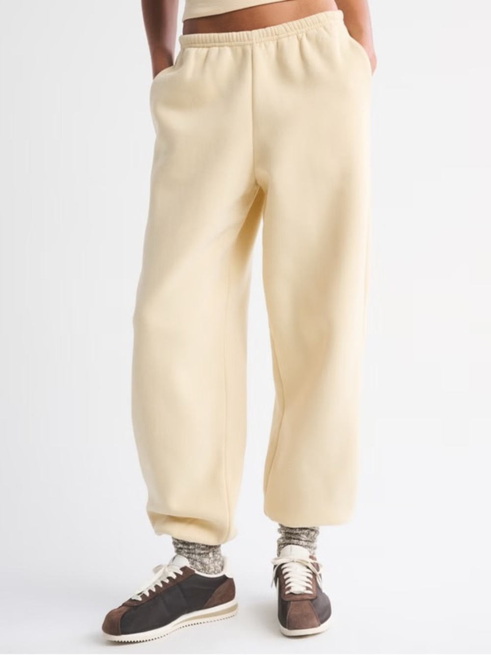 high rise sunday baggy sweatpant - Picture 2 of 11